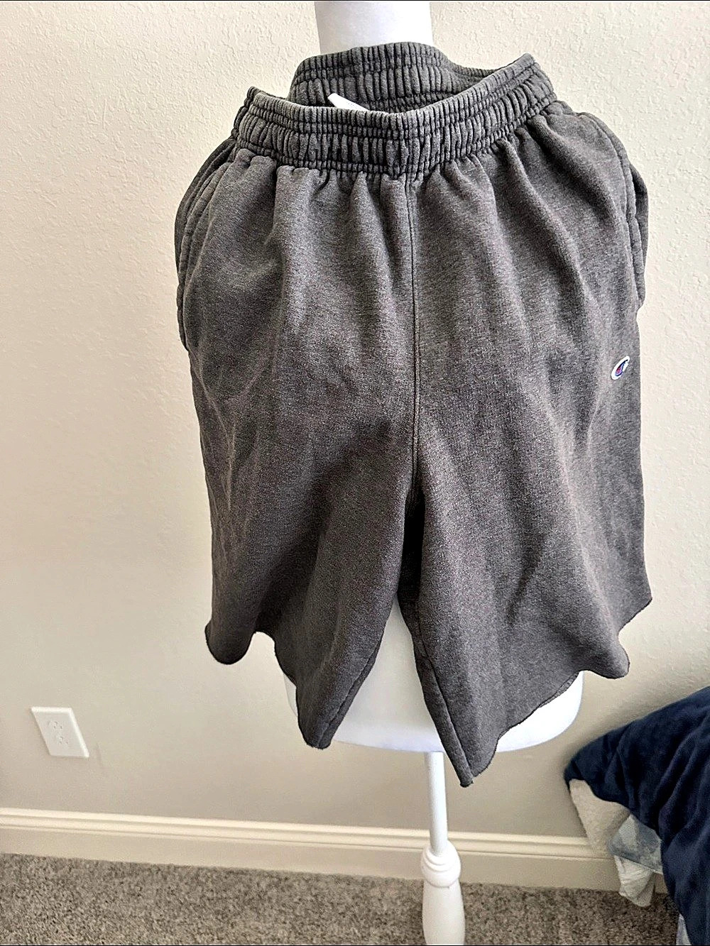 Champion Authentic Athleticwear Sweatshorts Men's Gray Size Medium